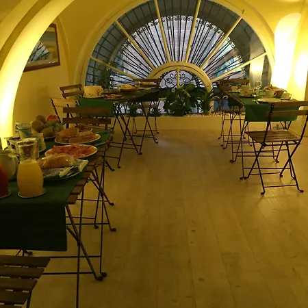 Bed & Breakfast Tres Chic 3*