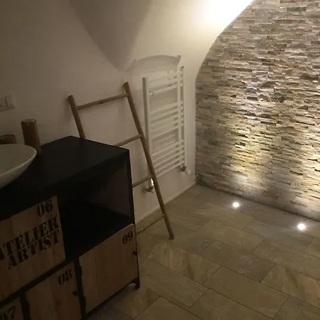 Tres Chic Bed and breakfast 3*