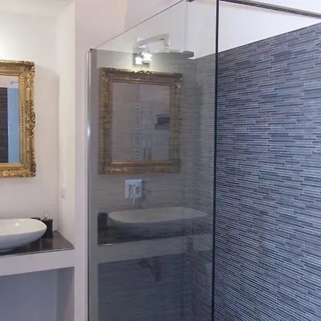 Bed & Breakfast Tres Chic 2*