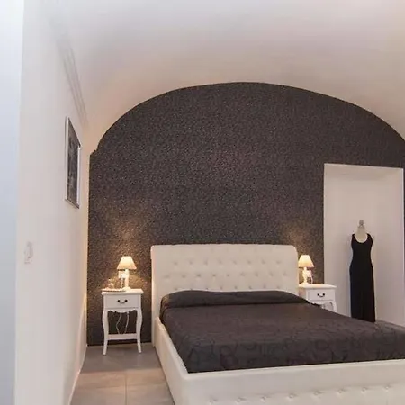 Tres Chic Bed & Breakfast Turin