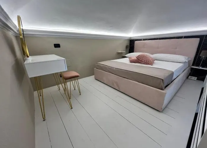 Tres Chic Bed & Breakfast 3*