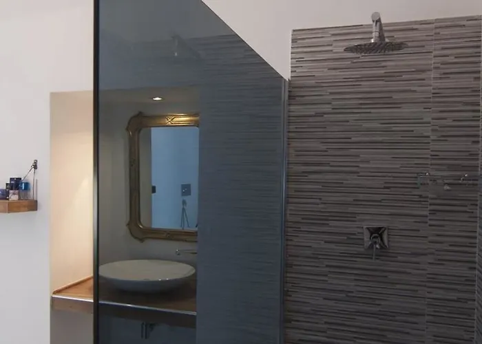 Bed & Breakfast Tres Chic 3*